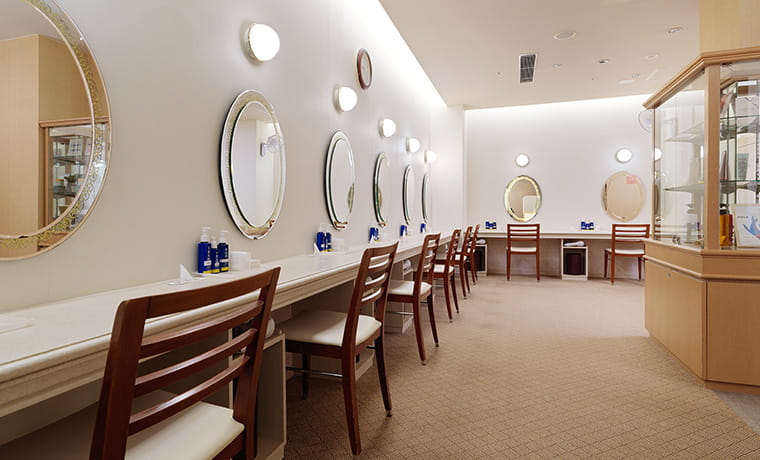 パウダールーム